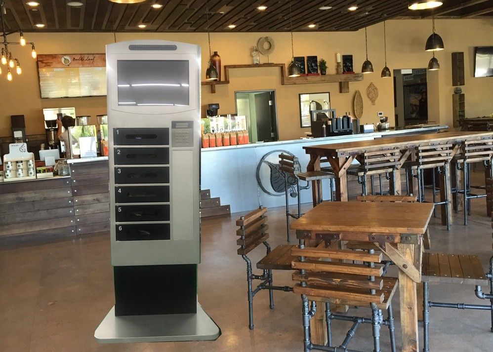 Shopping Mall Restaurant Ipad Cell Phone Mobile Device Charging