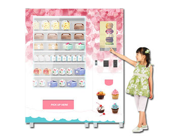 QR Code Payment Advertising Cupcake Bread Snack Vending Machine With Elevator System